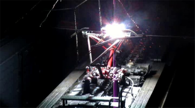 Обледенение контактной сети, видео